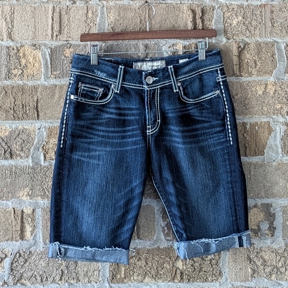 BKE Denim Harper Bermuda Cutoff Jean Shorts Size 28 Dark Wash Thick Stitch - Picture 1 of 10